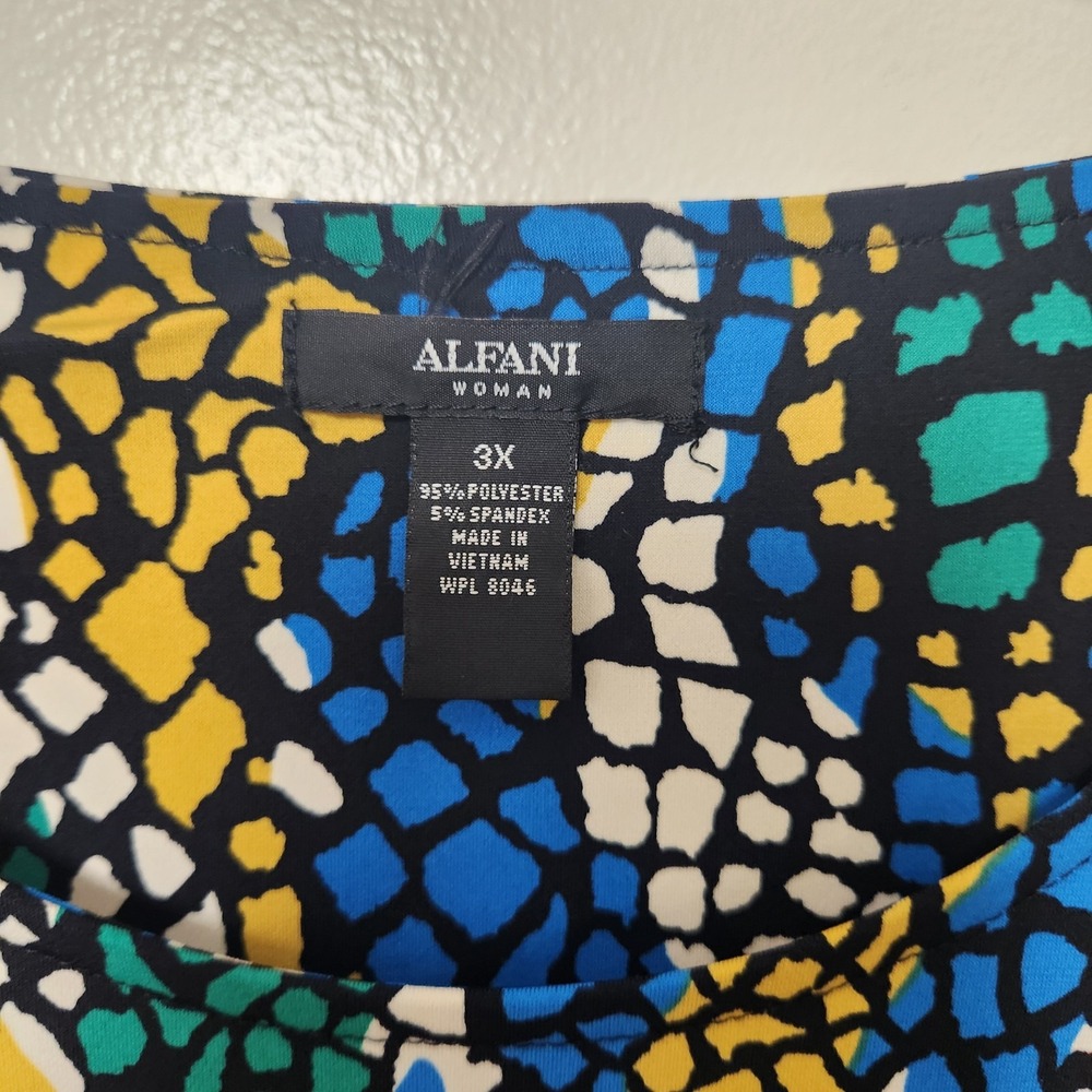 Alfani Woman Green Blue Stretchy Ruched Sides & Short Sleeve Blouse 3X Colorful - Picture 4 of 11